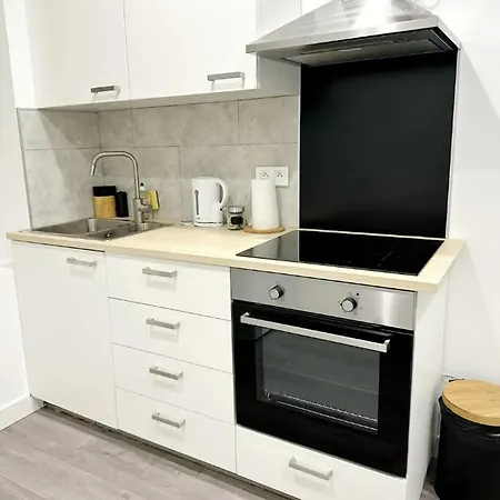Apartament Rs-0 - Chaleureux 2 Pieces Au Rdc Equipe 1 A 4 Pers *