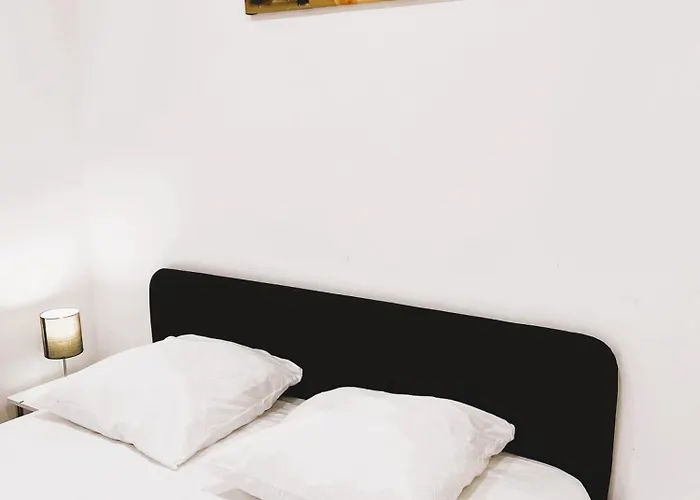 Appartement Rs-0 - F2 Au Rdc équipé Pour 1-4 Pers Mulhouse
